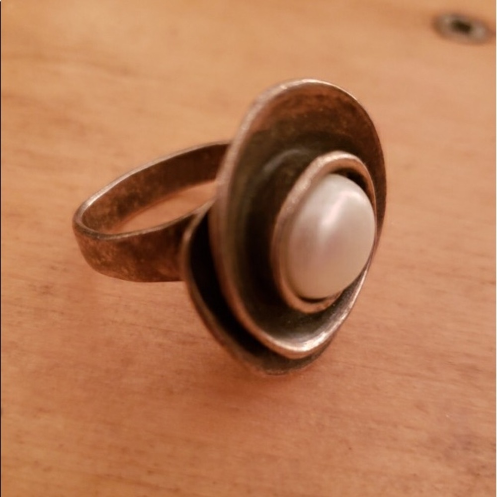 Silpada Vintage Lily Pearl Rose Ring